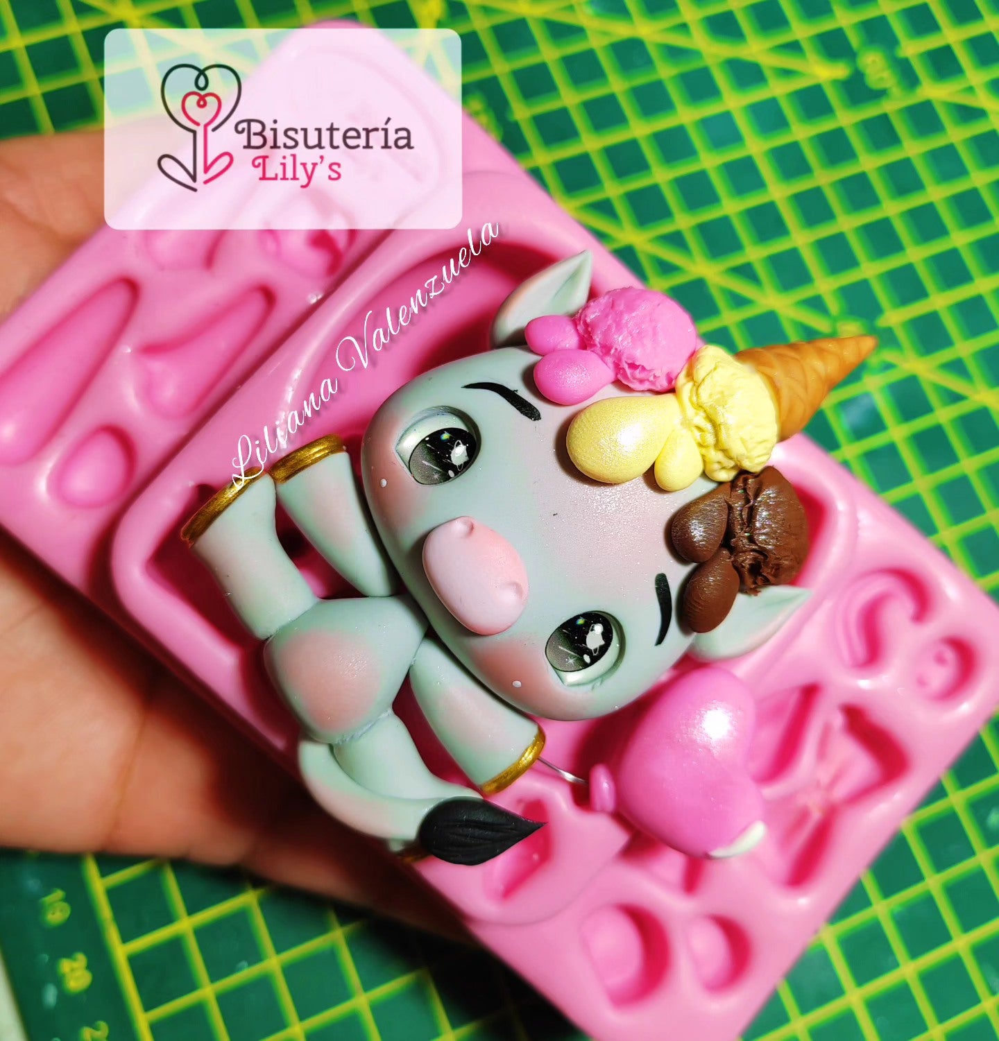 Cartera de Ojitos Resinados El Arte de Marci Mod 105, 6mm