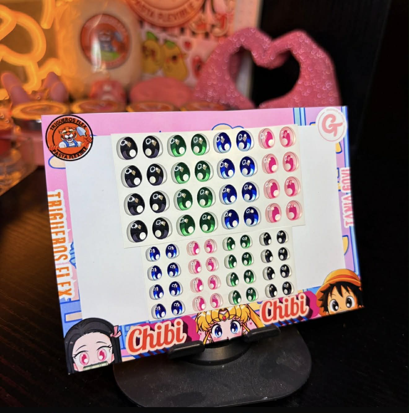 Cartera de Ojitos Chibi. Trigueros Flex/Tania Govi