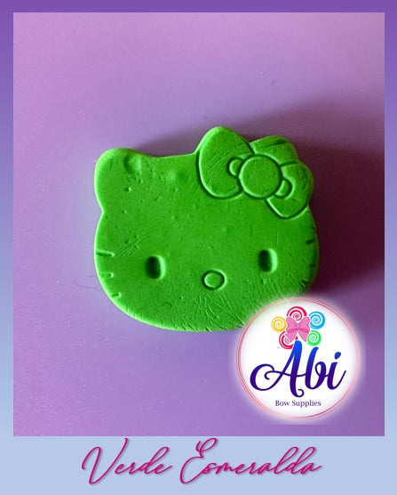 Pasta Flexible Lulizz pigmentada color Verde Esmeralda (250g / 1/2 libra)