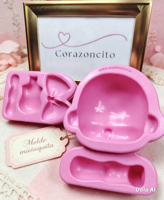 Molde Muñequita. Corazoncito
