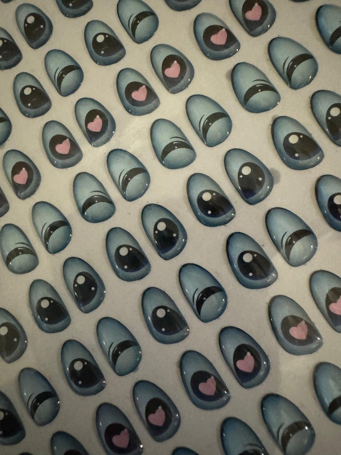 Ojitos Resinados EAM Mod Stitch